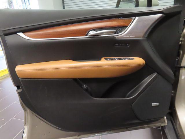 used 2023 Cadillac XT5 car, priced at $31,460