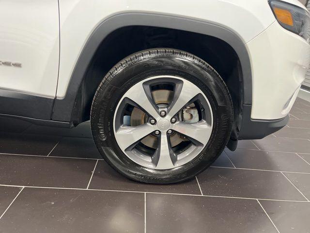used 2019 Jeep Cherokee car, priced at $15,168
