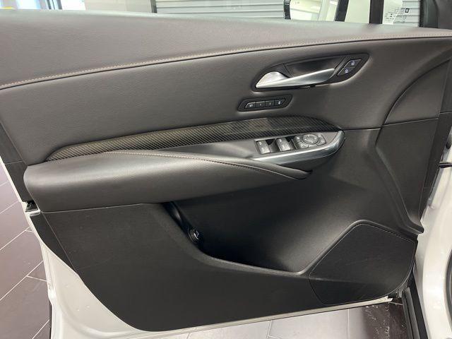 used 2023 Cadillac XT4 car, priced at $25,518