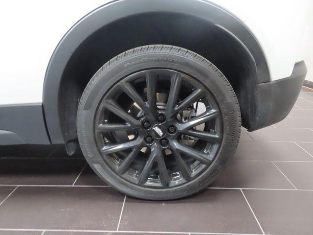 used 2022 Cadillac XT4 car, priced at $25,888