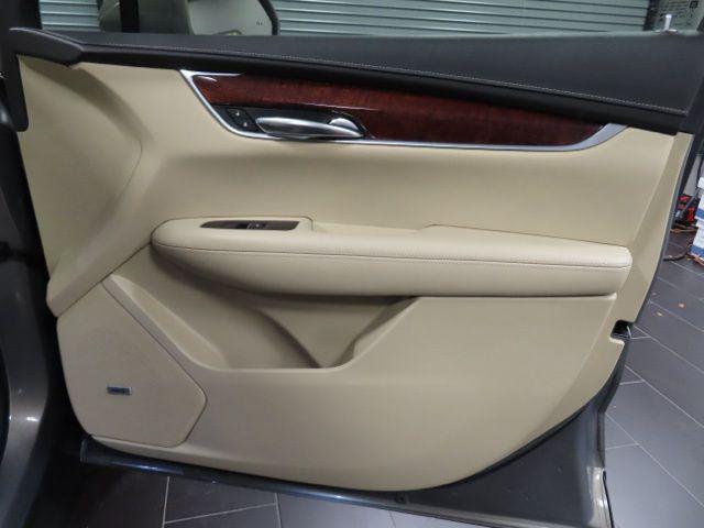 used 2019 Cadillac XT5 car, priced at $14,222