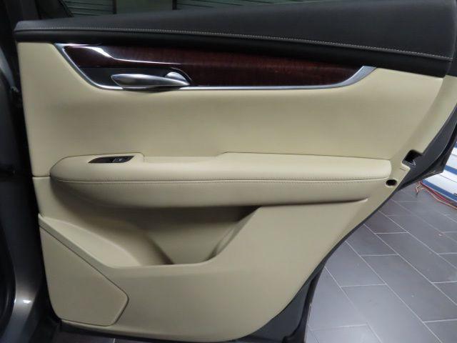 used 2019 Cadillac XT5 car, priced at $14,222