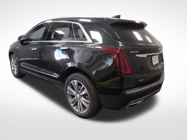 used 2025 Cadillac XT5 car, priced at $40,698