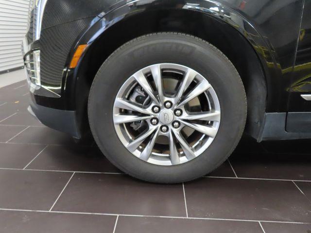 used 2025 Cadillac XT5 car, priced at $40,698