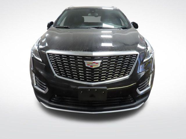 used 2025 Cadillac XT5 car, priced at $40,698