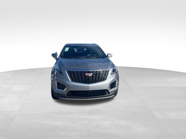 new 2025 Cadillac XT5 car, priced at $49,889