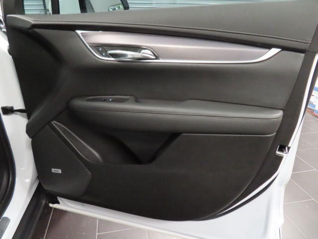 used 2024 Cadillac XT6 car, priced at $37,995