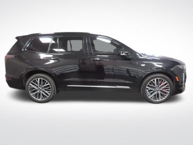 used 2022 Cadillac XT6 car, priced at $34,080