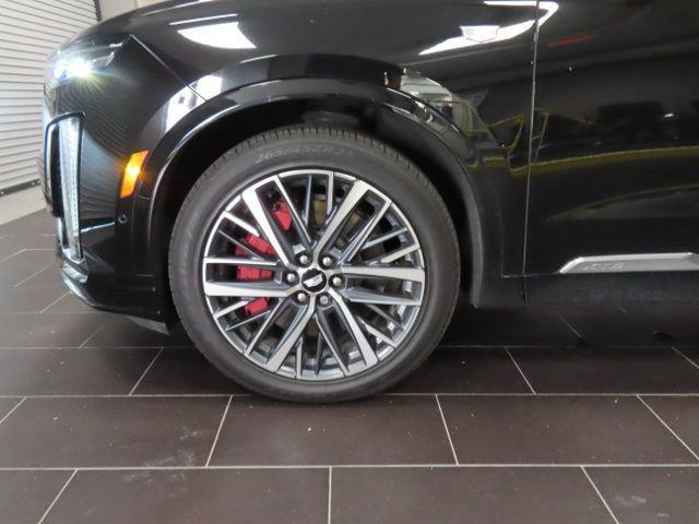 used 2022 Cadillac XT6 car, priced at $34,080