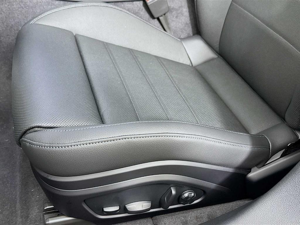 new 2026 Porsche Panamera car, priced at $151,650