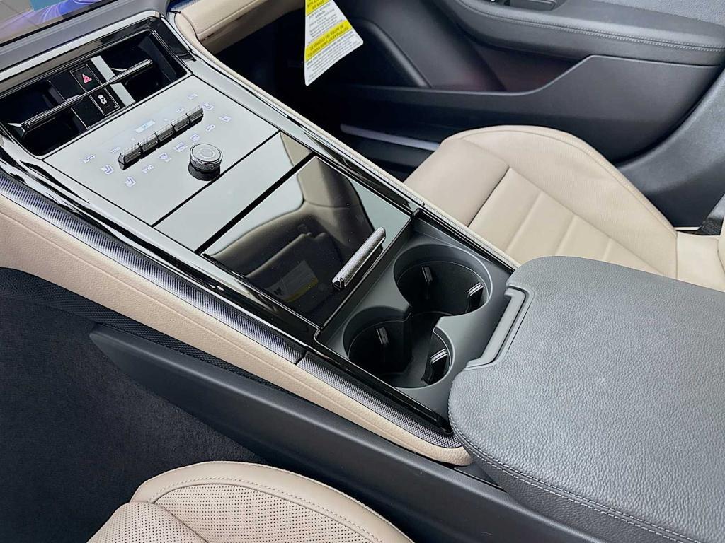 new 2026 Porsche Panamera car, priced at $126,410