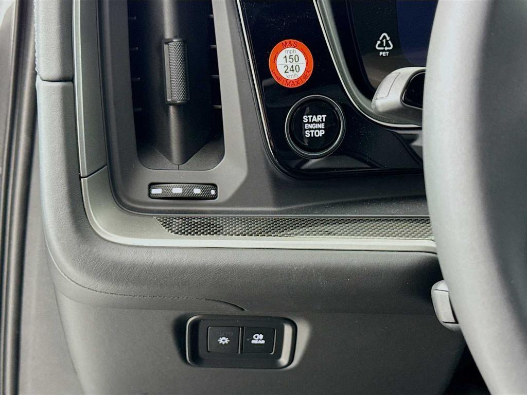 new 2025 Porsche Cayenne car, priced at $212,415