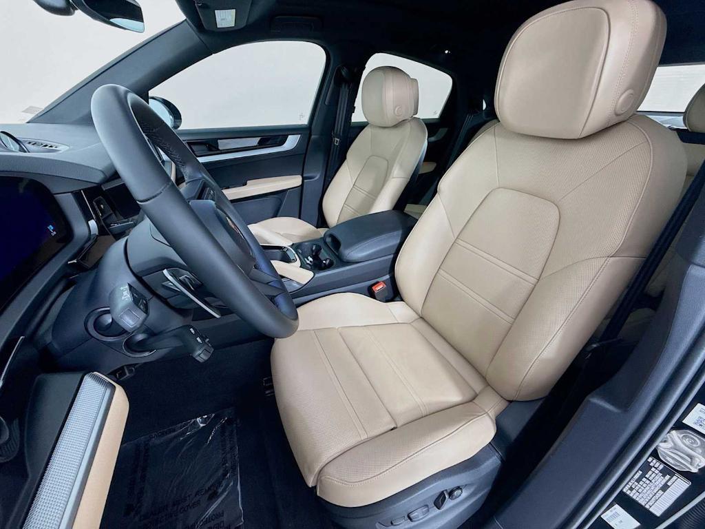 used 2026 Porsche Cayenne car, priced at $100,499