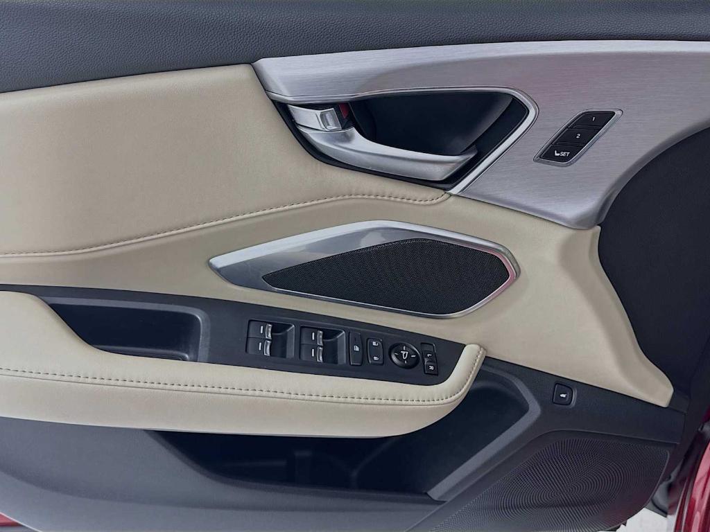 used 2021 Acura RDX car, priced at $27,500