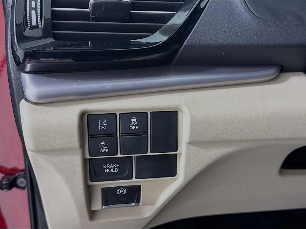 used 2021 Acura RDX car, priced at $27,500