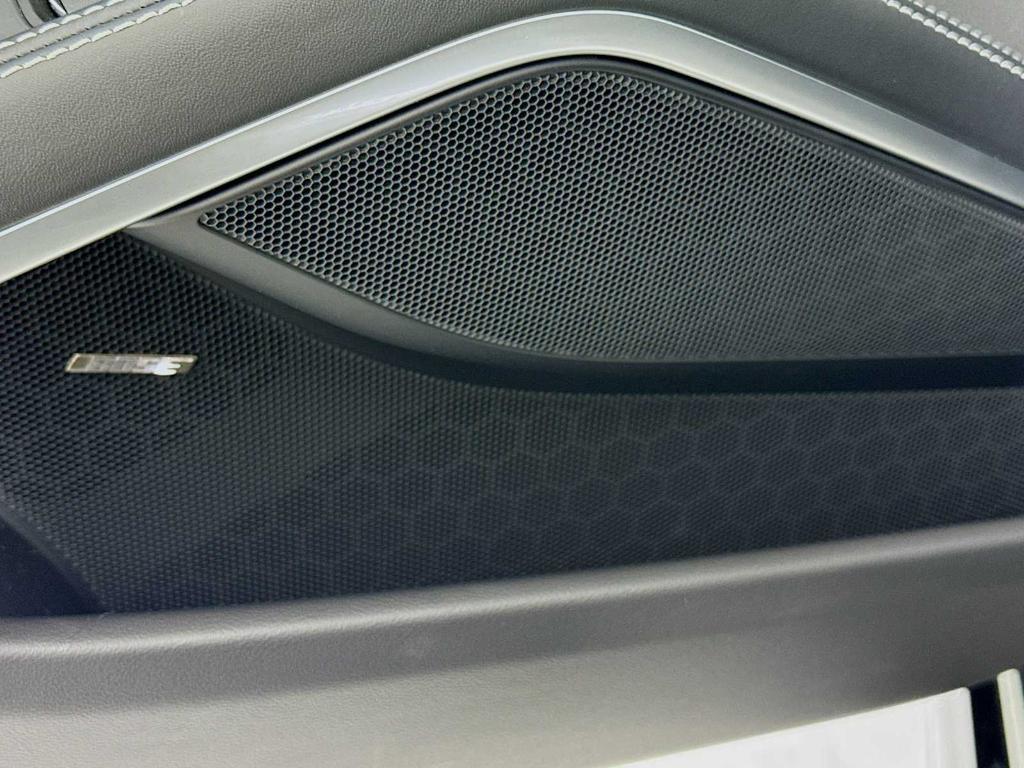 new 2025 Porsche 718 Boxster car, priced at $98,885