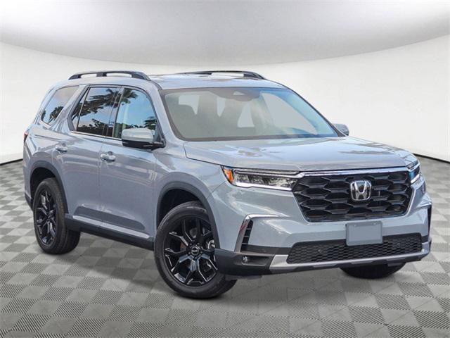 new 2025 Honda Pilot car, priced at $47,556