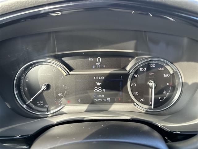 used 2024 Cadillac XT5 car, priced at $38,995