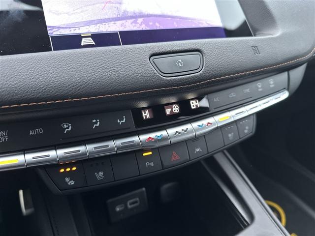 used 2021 Cadillac XT4 car, priced at $23,995