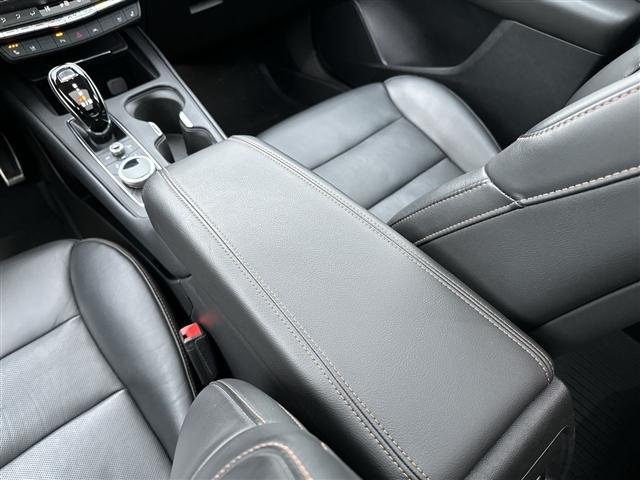 used 2021 Cadillac XT4 car, priced at $23,995