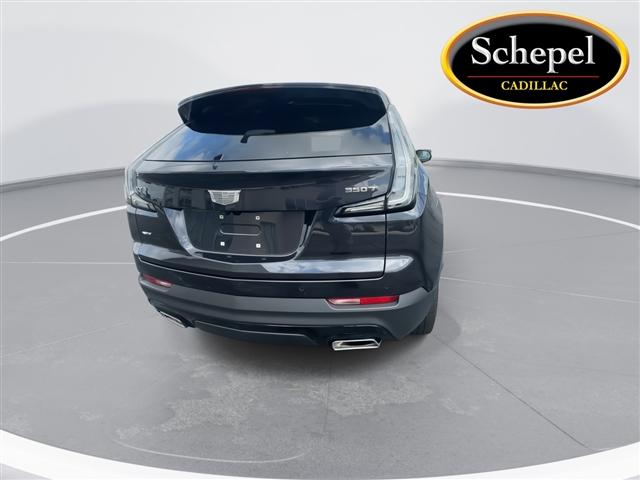 used 2022 Cadillac XT4 car, priced at $31,255