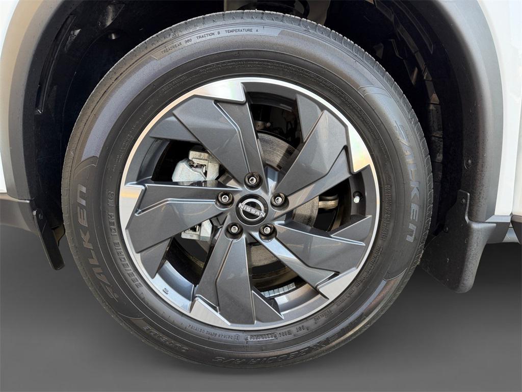 used 2024 Nissan Rogue car, priced at $23,421