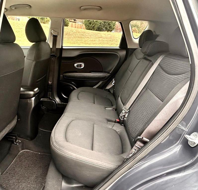used 2016 Kia Soul car