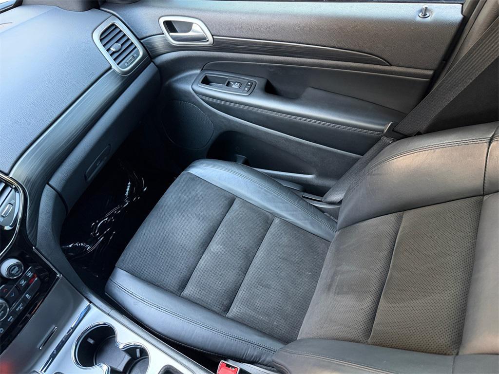 used 2020 Jeep Grand Cherokee car, priced at $22,902