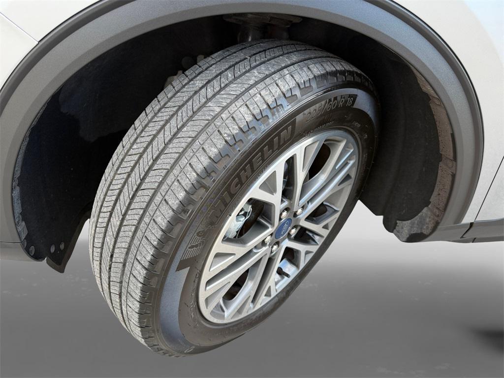 used 2022 Ford Escape car, priced at $19,176