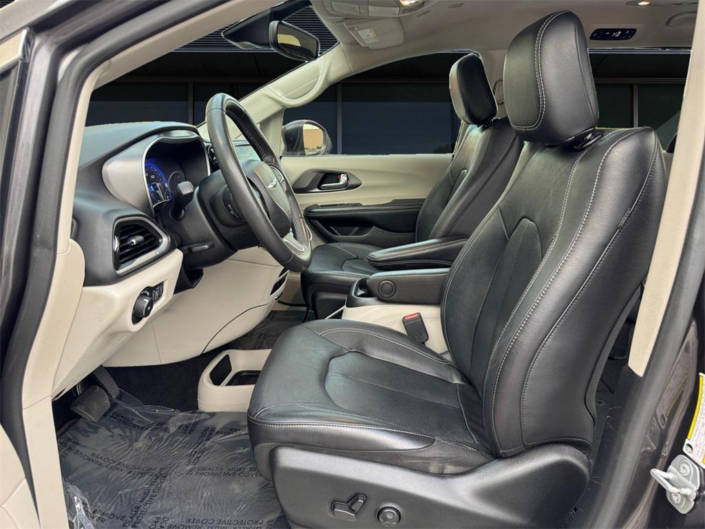 used 2022 Chrysler Pacifica car, priced at $18,473