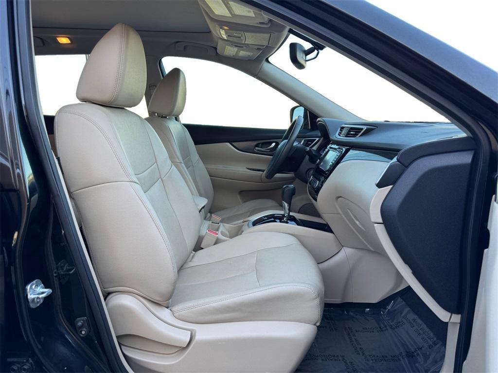 used 2016 Nissan Rogue car, priced at $13,331