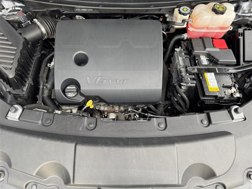 used 2021 Chevrolet Traverse car, priced at $18,682