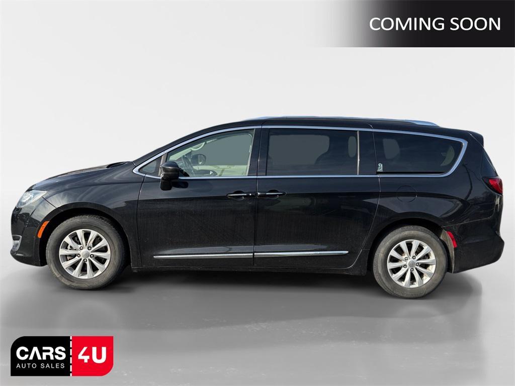 used 2019 Chrysler Pacifica car