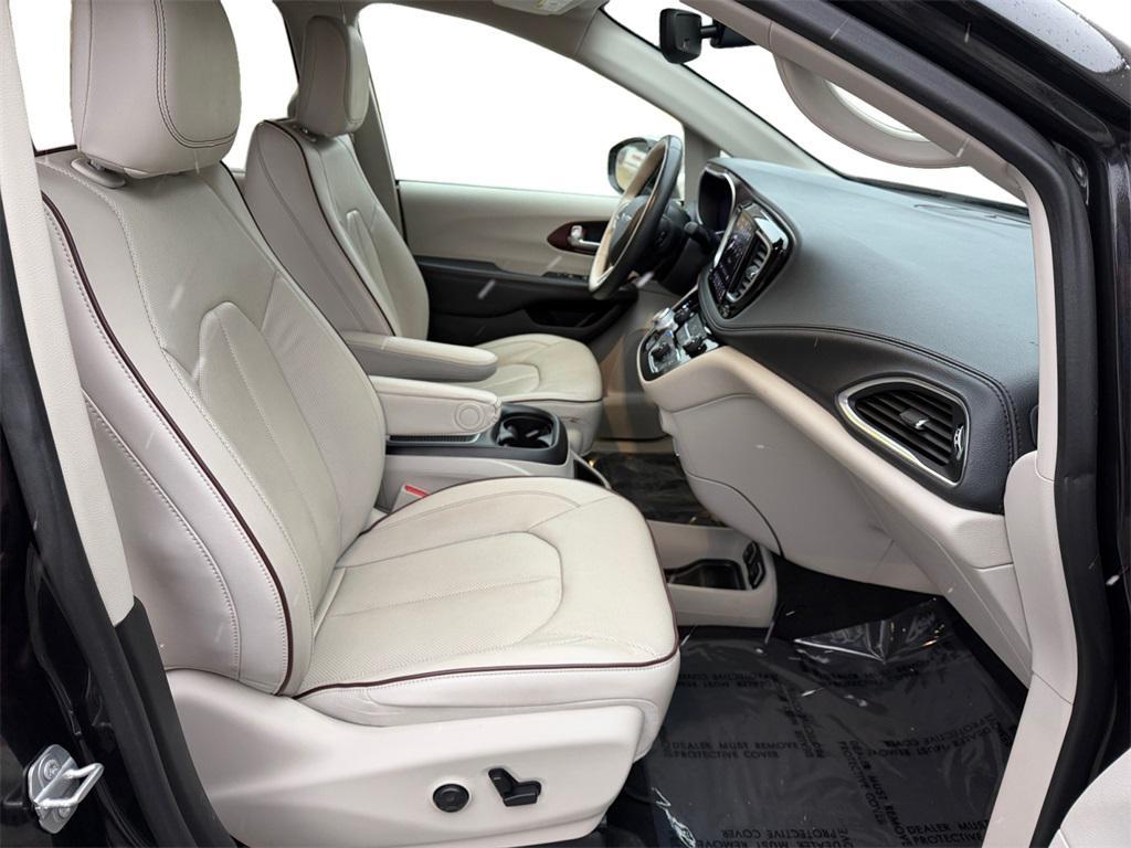 used 2020 Chrysler Pacifica car, priced at $21,273