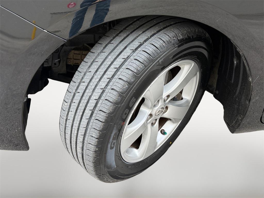 used 2015 Toyota Sienna car, priced at $14,993