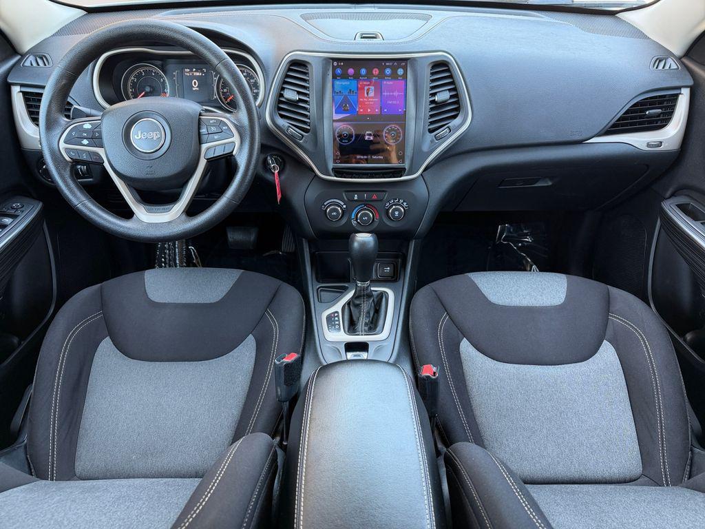 used 2015 Jeep Cherokee car, priced at $4,495