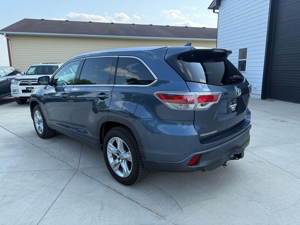 used 2014 Toyota Highlander car, priced at $14,900