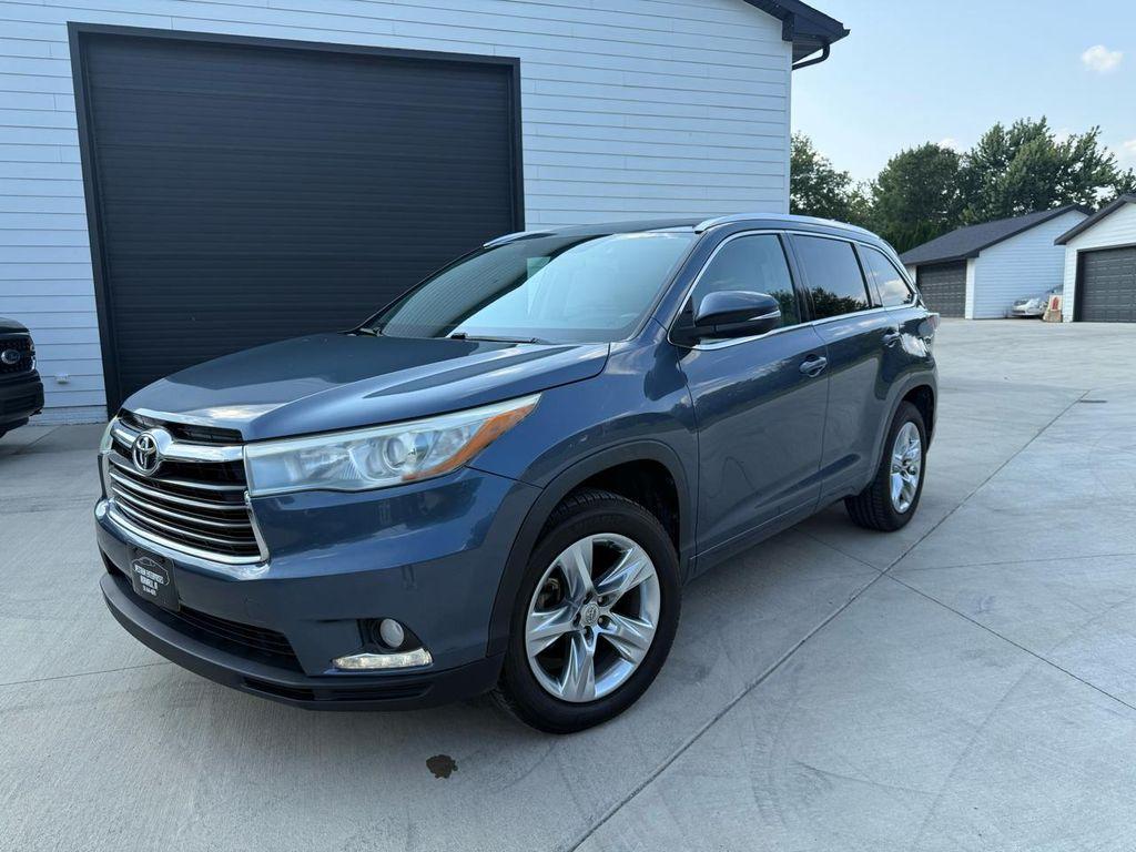 used 2014 Toyota Highlander car, priced at $14,900