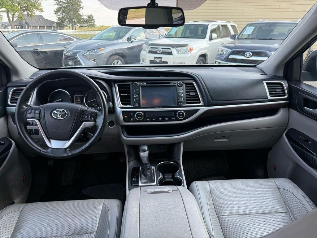 used 2014 Toyota Highlander car, priced at $14,900