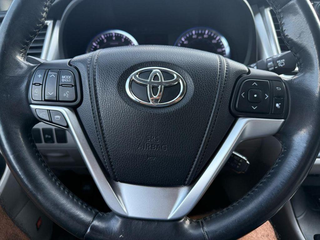 used 2014 Toyota Highlander car, priced at $14,900