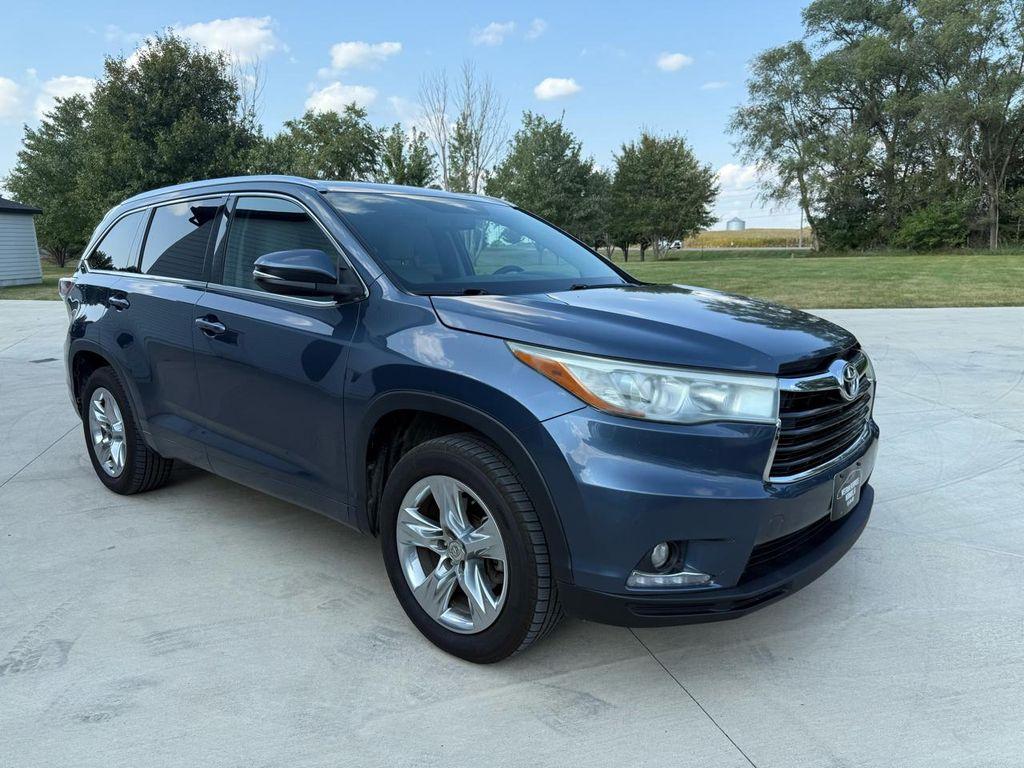 used 2014 Toyota Highlander car, priced at $14,900