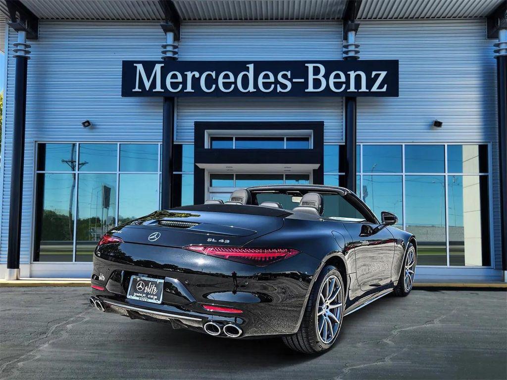 new 2025 Mercedes-Benz AMG SL 43 car, priced at $113,950
