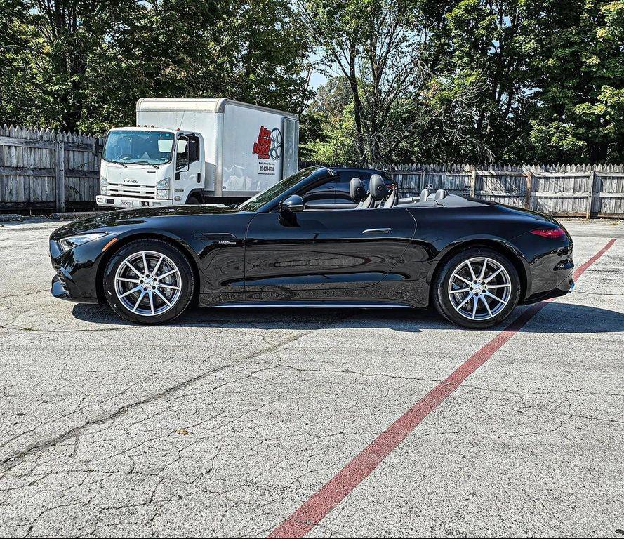 new 2025 Mercedes-Benz AMG SL 43 car, priced at $113,950
