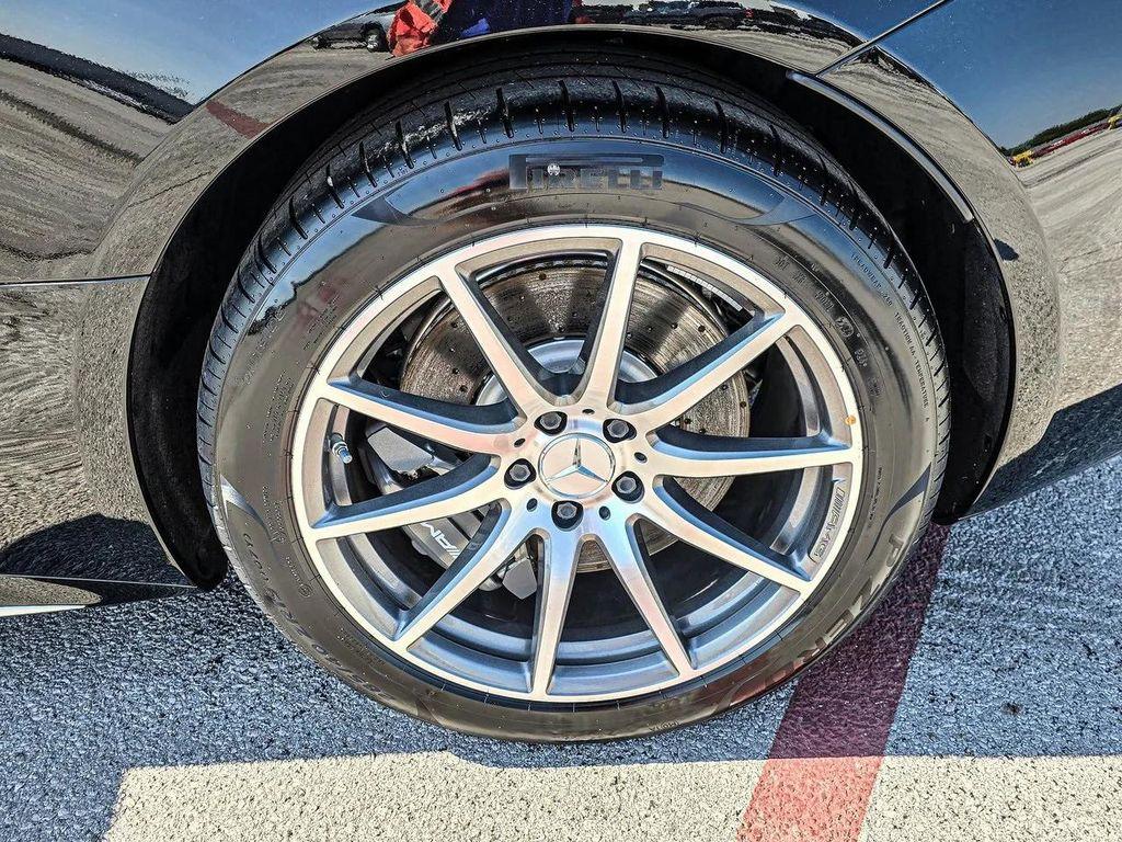 new 2025 Mercedes-Benz AMG SL 43 car, priced at $113,950