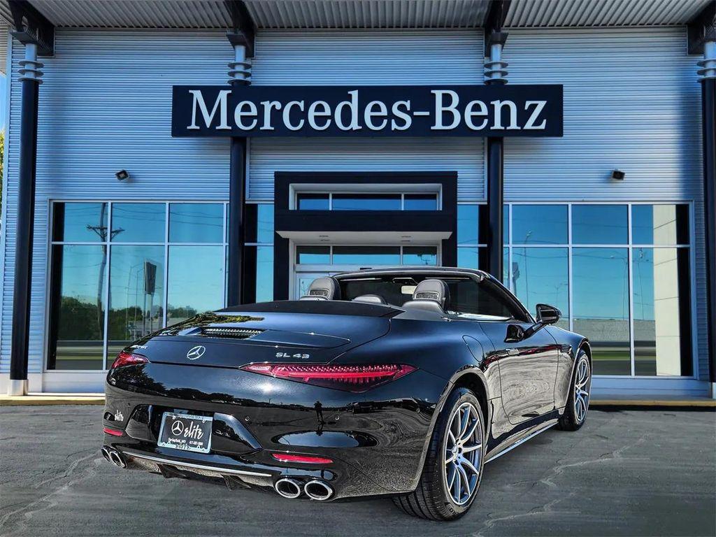 new 2025 Mercedes-Benz AMG SL 43 car, priced at $113,950