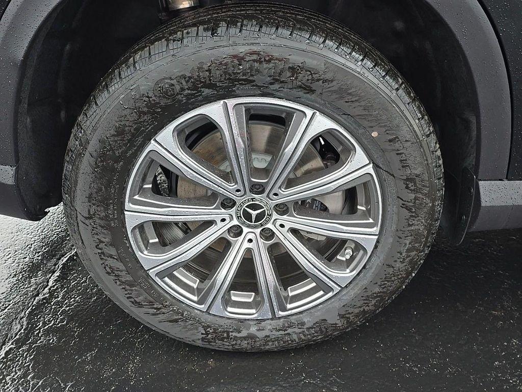 new 2026 Mercedes-Benz GLC 300 car, priced at $57,585