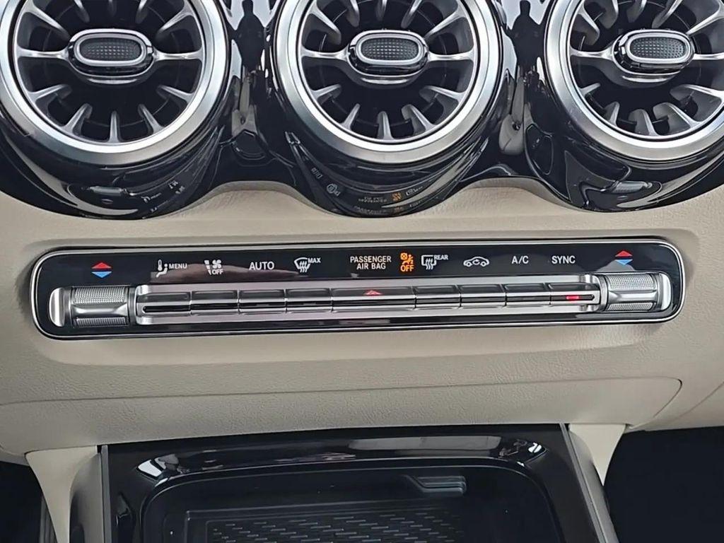 new 2025 Mercedes-Benz GLB 250 car, priced at $51,860