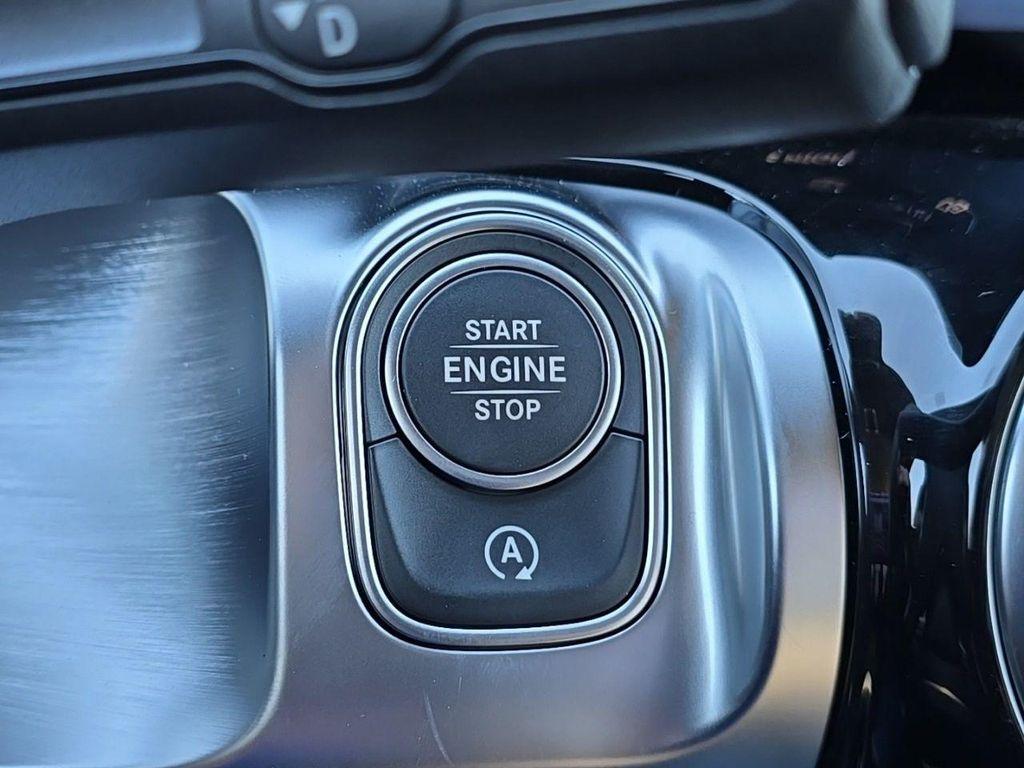 new 2026 Mercedes-Benz GLB 250 car, priced at $52,345