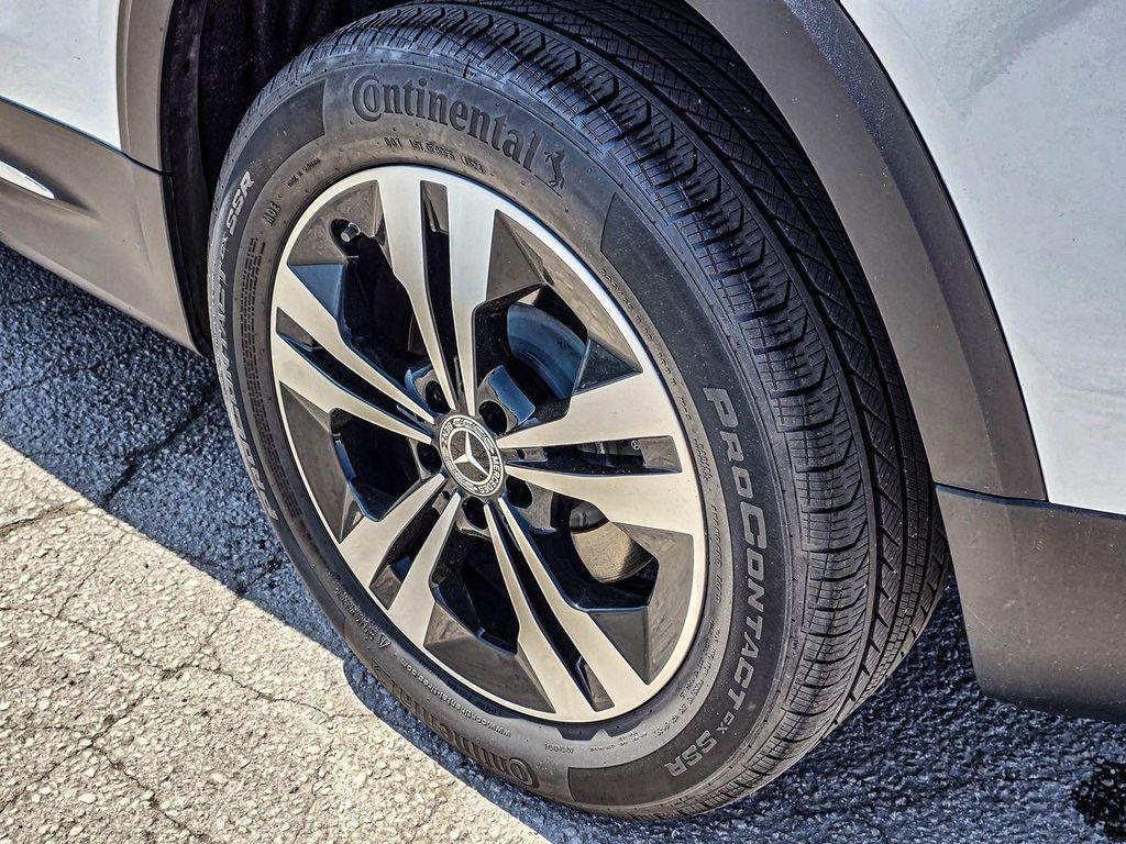 used 2025 Mercedes-Benz GLB 250 car, priced at $36,468