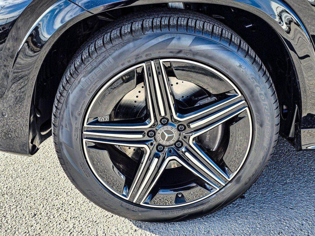 used 2025 Mercedes-Benz GLE 450 car, priced at $68,231